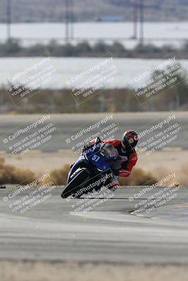 media/Nov-16-2025-Race Pace (Sun) [[8c5fa54630]]/Non Verified Riders (1st 20 Minutes)/1-Turn 14 (10am)/